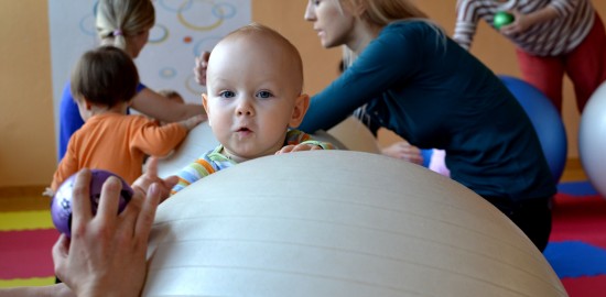 Cvičení s dětmi nar. DUBEN 20